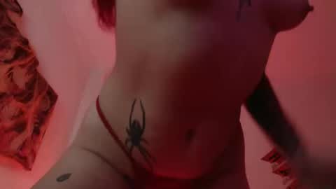 maddy_vicius19 online show from 10-30-25, 11:49