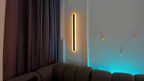 Maddy  online show from 09-17-25, 07:37