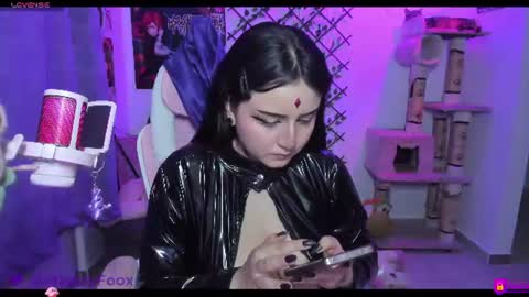 Maddy Foox online show from 06-27-26, 11:43
