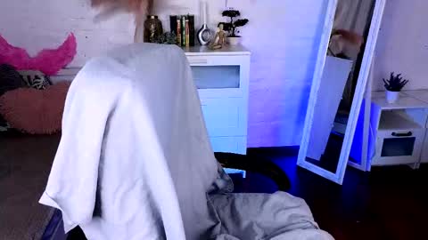Maddy online show from 06-06-26, 02:33