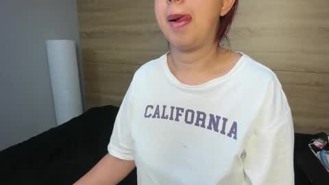 Snapshot of madelaine_blosson chatting on 03-30-26, 10:16 Madelaine online show from 03-30-26, 10:16