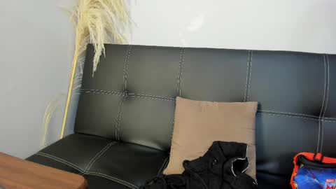 Snapshot of madelaine_blosson chatting on 04-23-26, 10:25 Madelaine online show from 04-23-26, 10:25