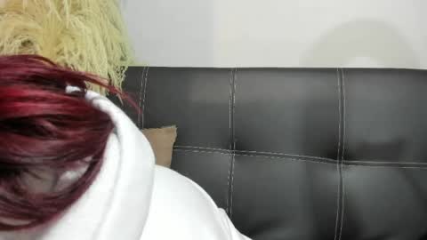 Snapshot of madelaine_blosson chatting on 05-28-26, 10:12 Madelaine online show from 05-28-26, 10:12