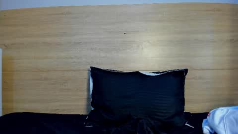 Madelaine  online show from 07-22-26, 11:35