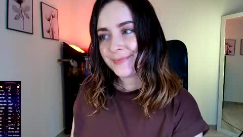 madelamee online show from 04-15-26, 07:32