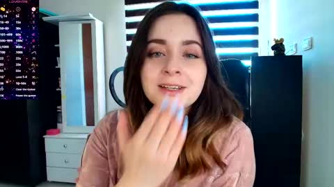 madelamee online show from 05-23-26, 03:49