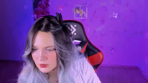 Madeline online show from 11-25-25, 09:37