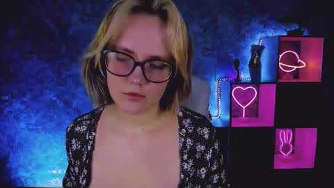 Madeline online show from 03-06-26, 08:55