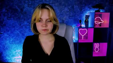 Madeline online show from 03-08-26, 12:42