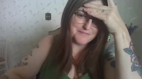 Snapshot of madelinebeau chatting on 03-19-26, 10:25 madelinebeau online show from 03-19-26, 10:25