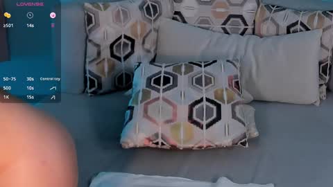 Snapshot of madelinefox_ chatting on 02-11-25, 10:59 Madeline online show from 02-11-25, 10:59