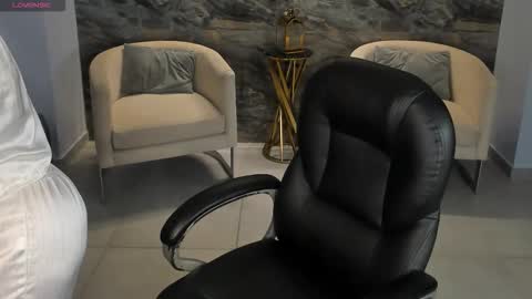 Madeline online show from 01-06-26, 08:07