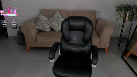 Madeline online show from 03-06-26, 07:05