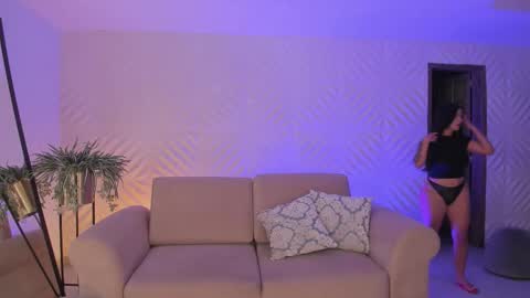 Madeline online show from 03-11-26, 09:04