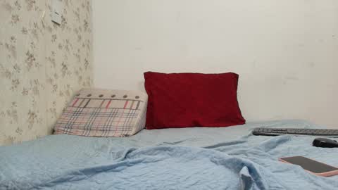 madelyn ruiz online show from 09-17-25, 03:08