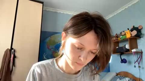 madelynsojourner online show from 05-17-26, 03:15