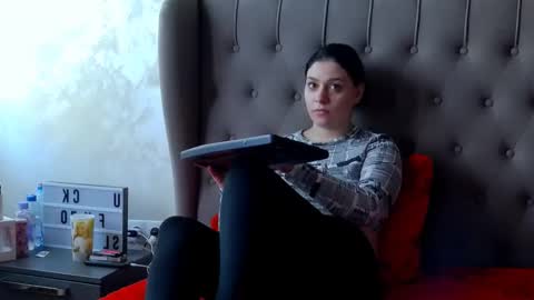 Snapshot of madelynvelure chatting on 12-15-25, 10:08 madelynvelure online show from 12-15-25, 10:08