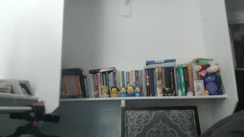 Snapshot of madfeather chatting on 11-30-25, 03:38 Letty online show from 11-30-25, 03:38