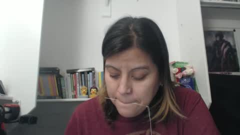 Snapshot of madfeather chatting on 12-04-25, 09:34 Letty online show from 12-04-25, 09:34