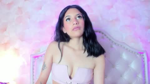 madhison_5 online show from 11-14-25, 08:40