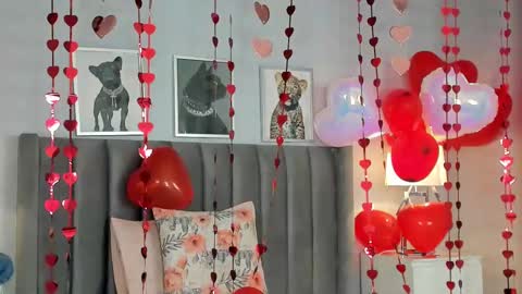 Snapshot of madie_collins7 chatting on 02-11-25, 05:40 Madie online show from 02-11-25, 05:40