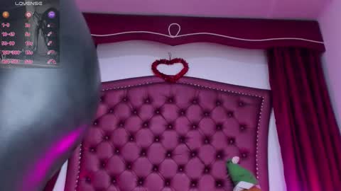 Maddison online show from 12-15-25, 12:53