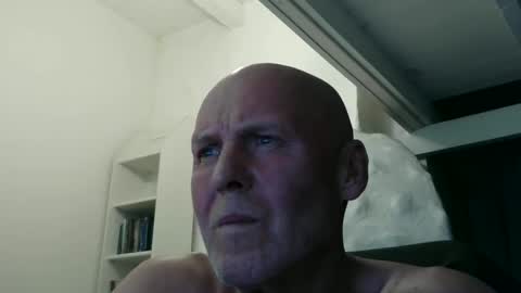 Snapshot of madio1187940 chatting on 01-11-25, 05:29 madio1187940 online show from 01-11-25, 05:29