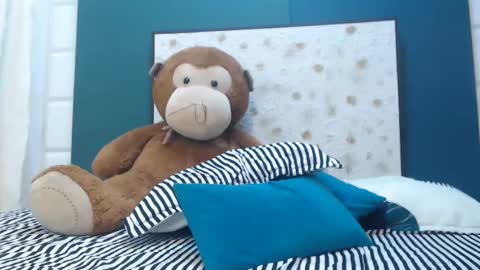 M A D I S O N online show from 10-25-25, 05:37