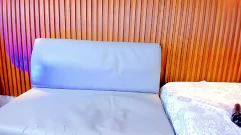 Madi online show from 07-21-26, 01:46