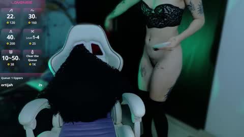 Snapshot of madison_jacksonn chatting on 09-19-25, 11:27 madison_jacksonn online show from 09-19-25, 11:27