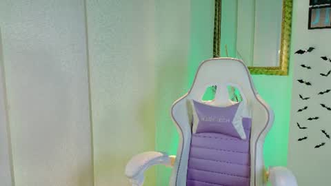 madison_jacksonn online show from 08-04-26, 06:54