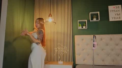 Melissa     700  1400 -5 online show from 10-30-25, 12:50