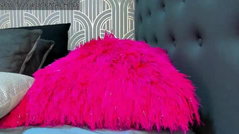   online show from 01-10-25, 02:35