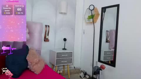 madison_oli online show from 12-02-25, 04:24