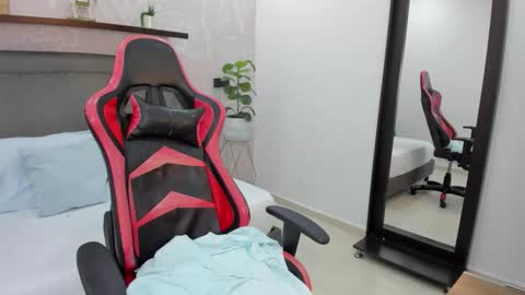 M A D I S O N online show from 02-16-26, 07:21