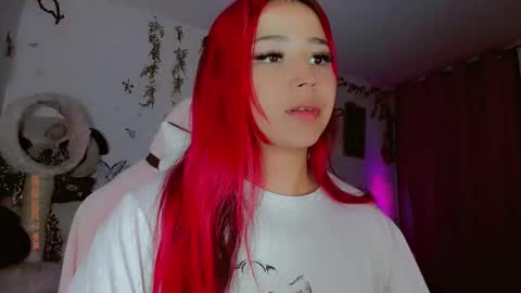 Snapshot of madison_x17 chatting on 01-03-25, 01:38 madso x17 online show from 01-03-25, 01:38