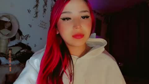 Snapshot of madison_x17 chatting on 01-10-25, 02:14 madso x17 online show from 01-10-25, 02:14