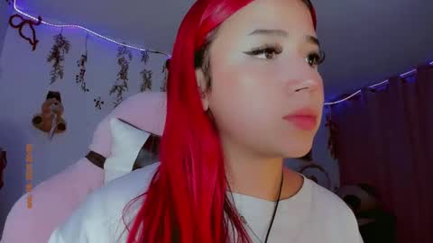 Snapshot of madison_x17 chatting on 01-27-25, 01:37 madso x17 online show from 01-27-25, 01:37