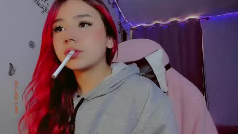 Snapshot of madison_x17 chatting on 03-05-25, 04:57 madso x17 online show from 03-05-25, 04:57