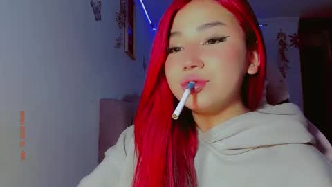 Snapshot of madison_x17 chatting on 09-19-25, 11:49 madso x17 online show from 09-19-25, 11:49