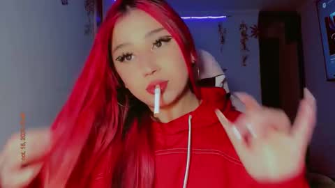 Snapshot of madison_x17 chatting on 10-17-25, 01:42 madso x17 online show from 10-17-25, 01:42