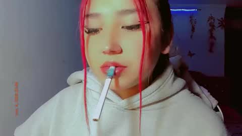 Snapshot of madison_x17 chatting on 11-05-25, 01:49 madso x17 online show from 11-05-25, 01:49