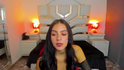 Snapshot of madisoncarzon chatting on 10-07-25, 07:44 Madison Carzon online show from 10-07-25, 07:44