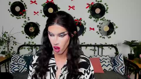 madisonesprit online show from 04-19-26, 03:06