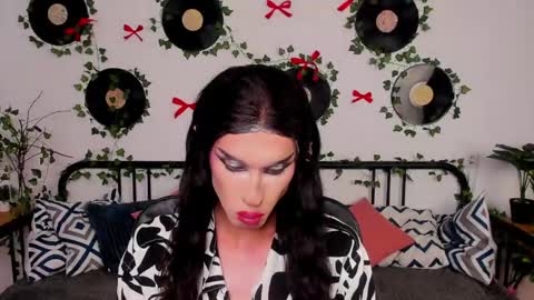 madisonesprit online show from 04-19-26, 03:11