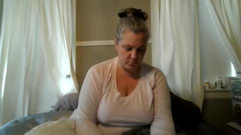 Madison online show from 11-22-25, 04:50