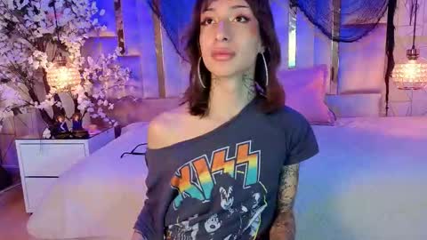  Madison  online show from 10-28-25, 07:01