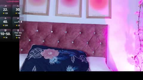    online show from 11-21-25, 07:12