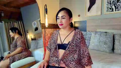 Snapshot of madissonone1 chatting on 05-14-26, 01:34 MADISSOONE online show from 05-14-26, 01:34