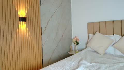   online show from 12-03-25, 11:36